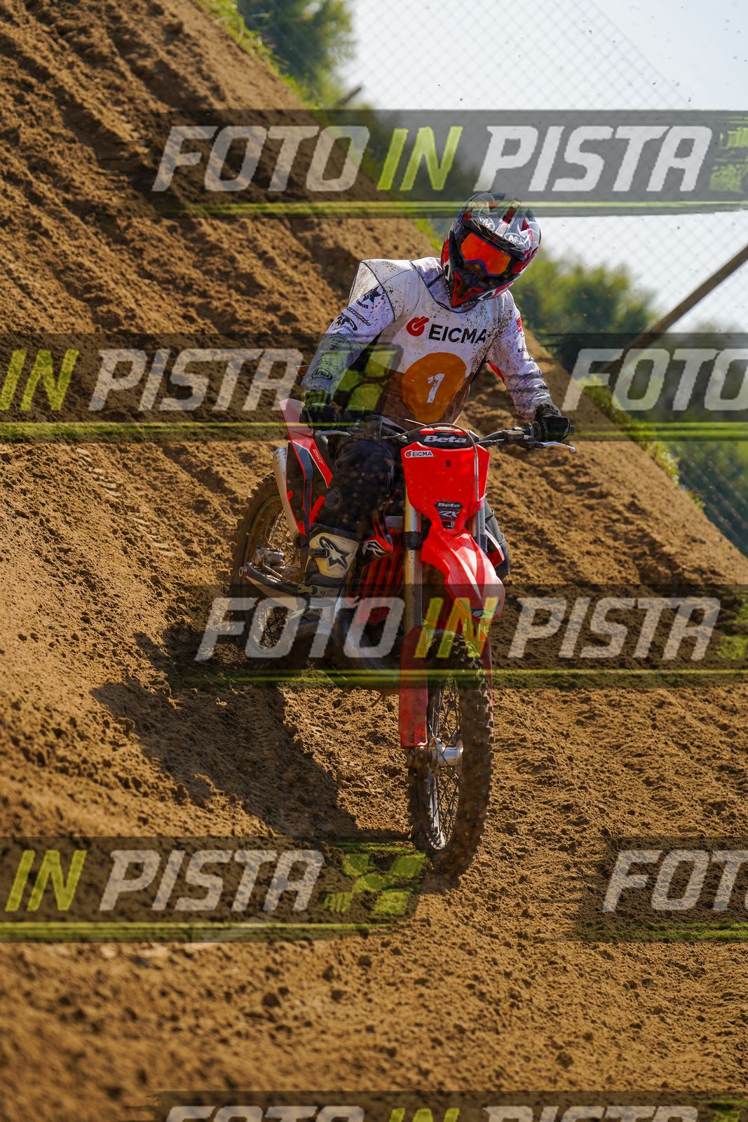 EICMA 20-09 12:00-13:00 · DOS03259