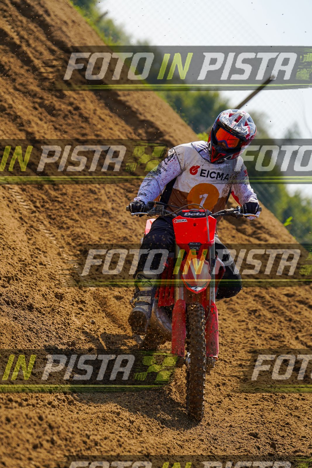 EICMA 20-09 12:00-13:00 · DOS03261