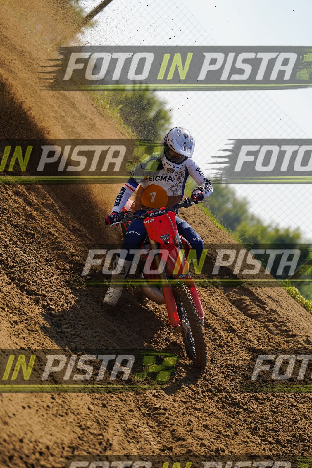 EICMA 20-09 12:00-13:00 · DOS03284