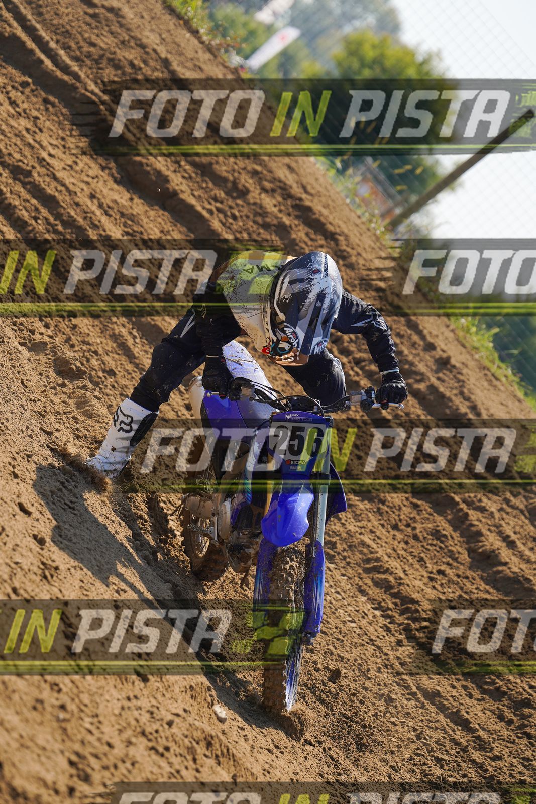 EICMA 20-09 12:00-13:00 · DOS03294
