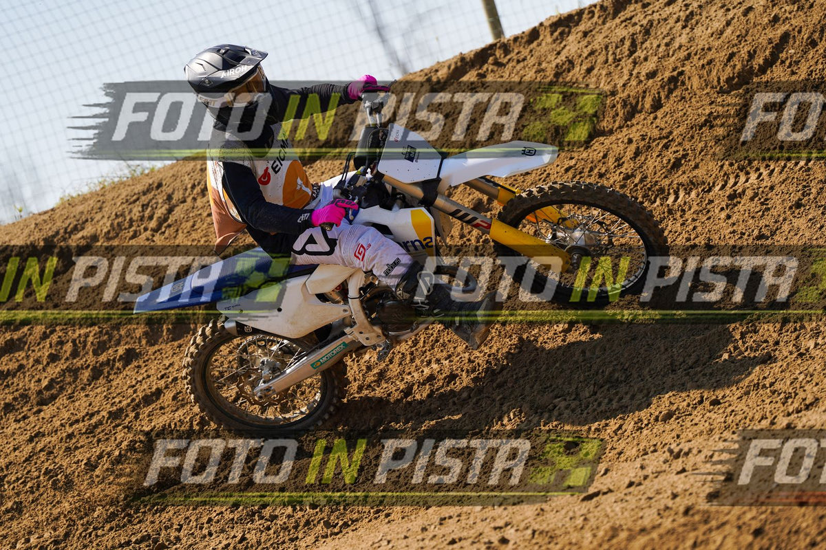 EICMA 20-09 12:00-13:00 · DOS03496