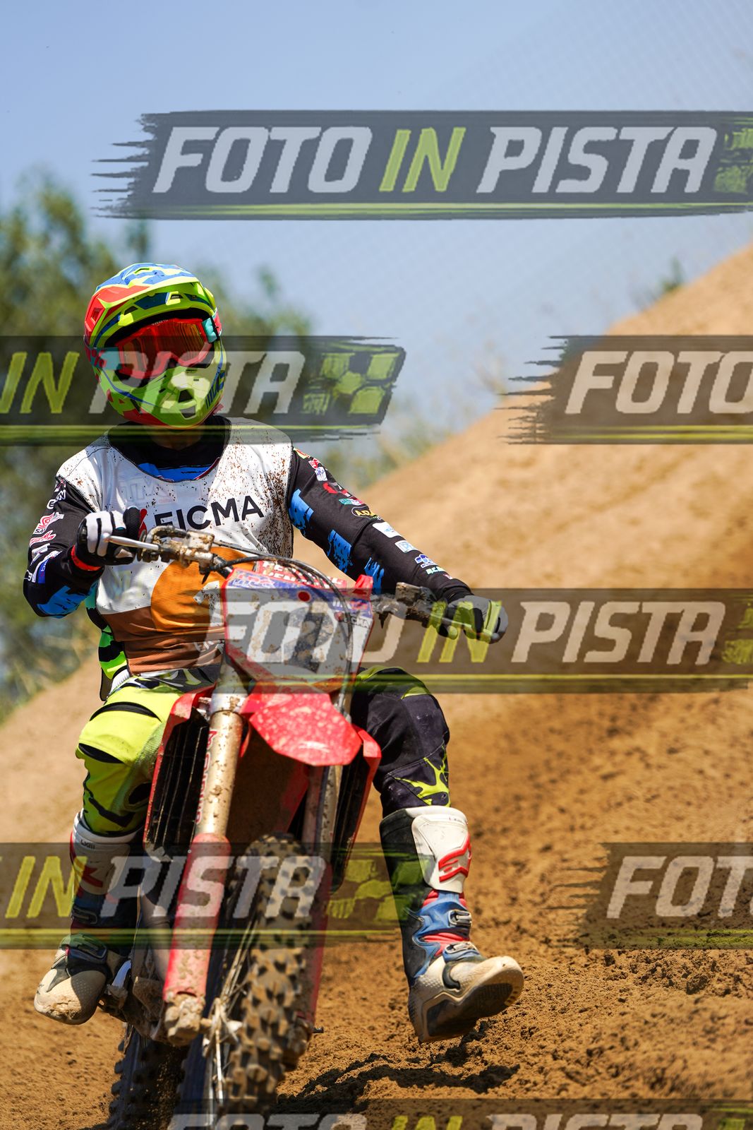 EICMA 20-09 12:00-13:00 · DOS03665