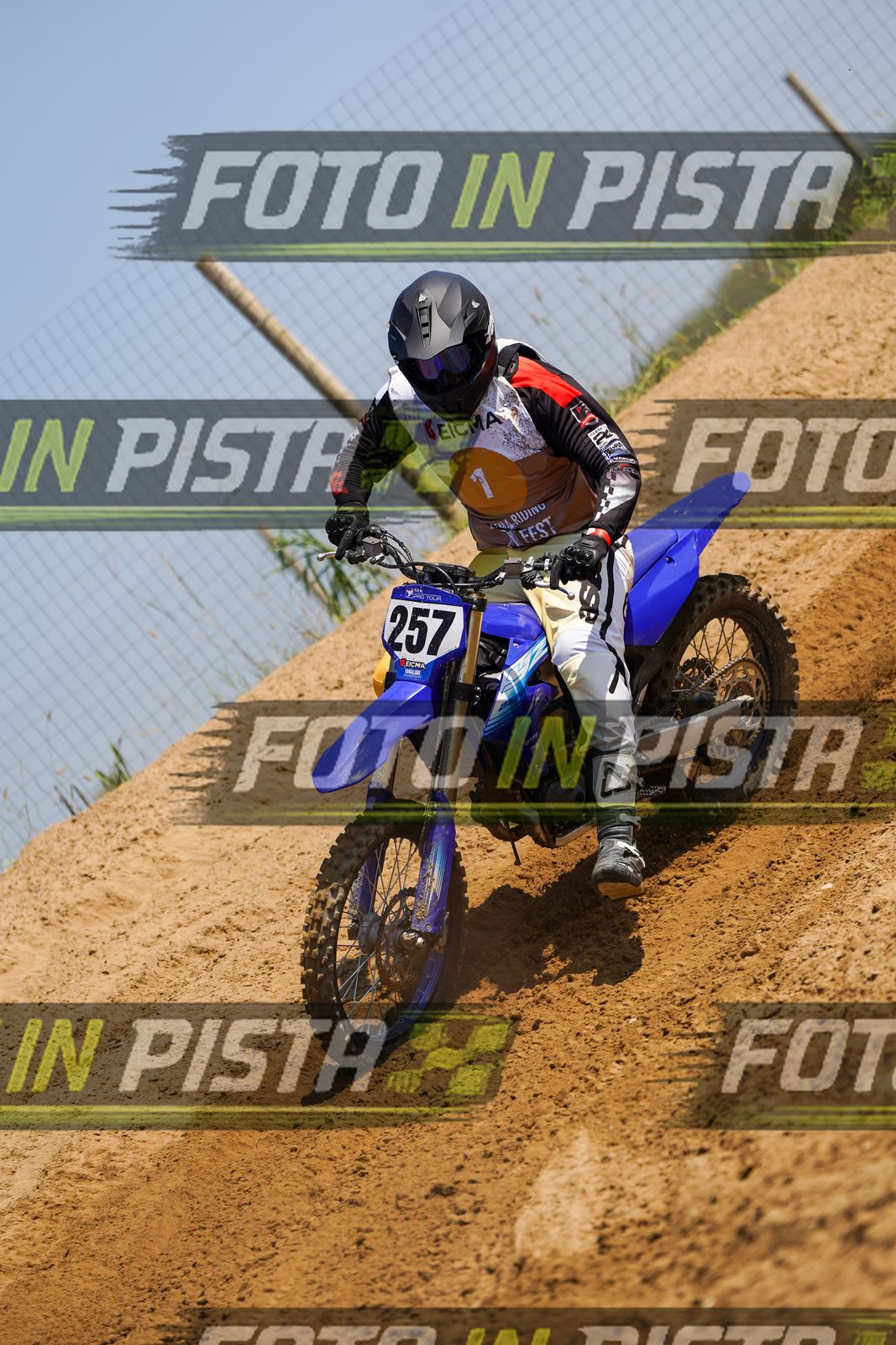 EICMA 20-09 12:00-13:00 · DOS03699