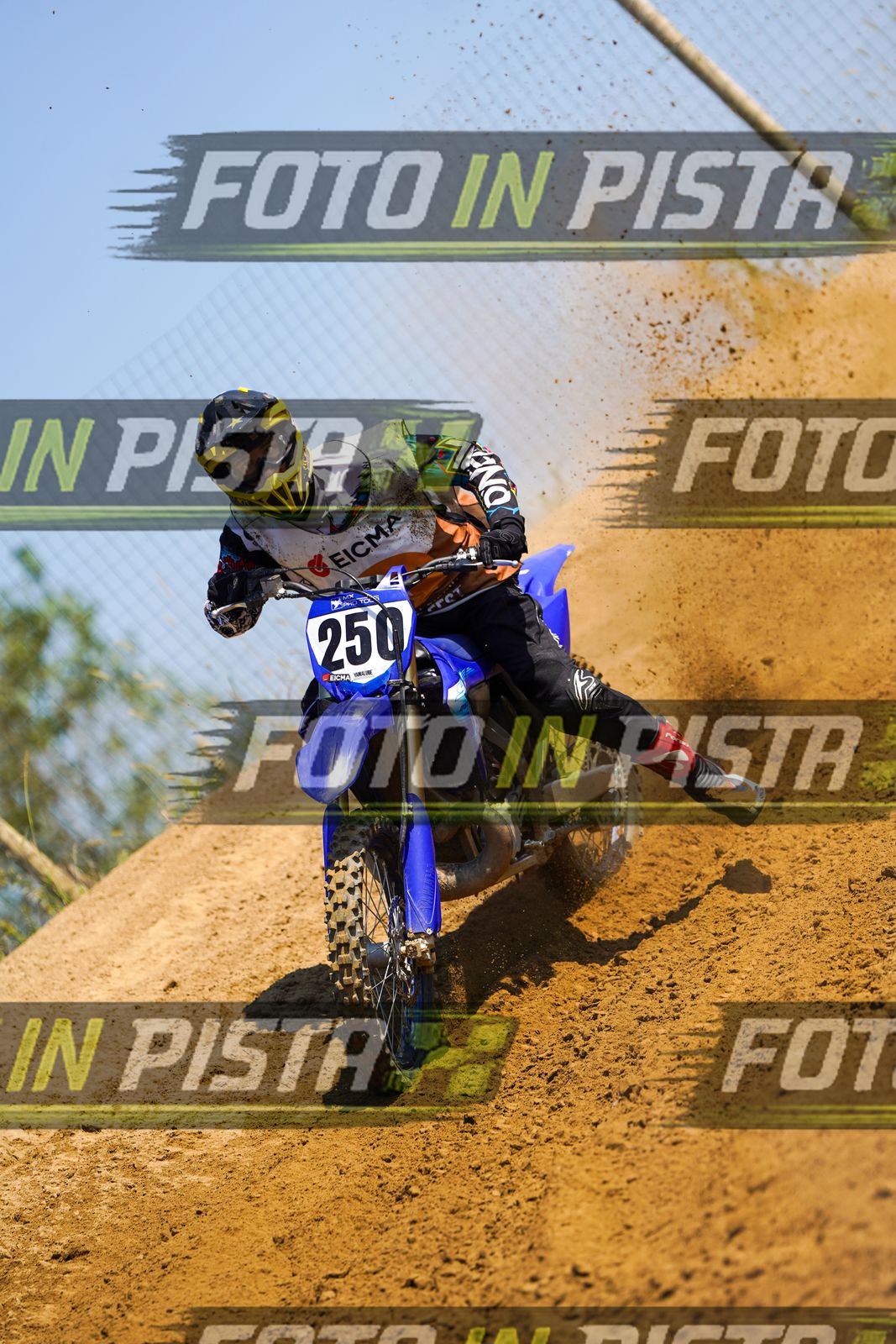 EICMA 20-09 12:00-13:00 · DOS03705