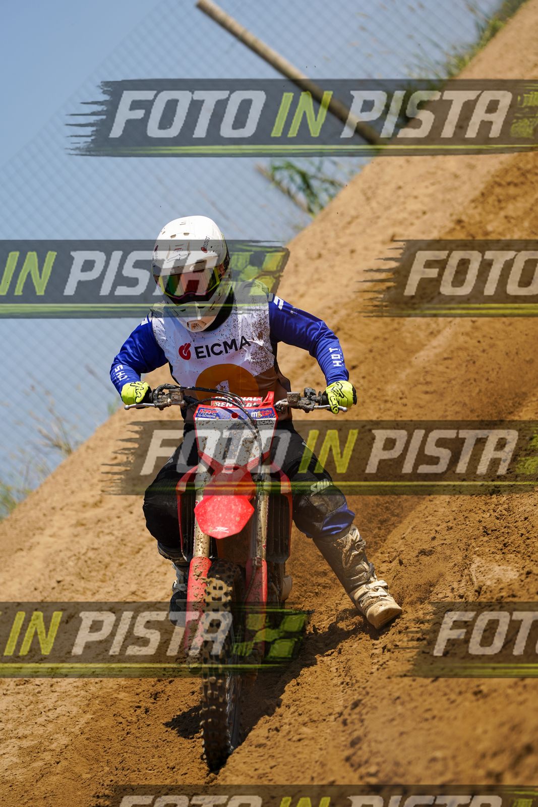 EICMA 20-09 12:00-13:00 · DOS03715