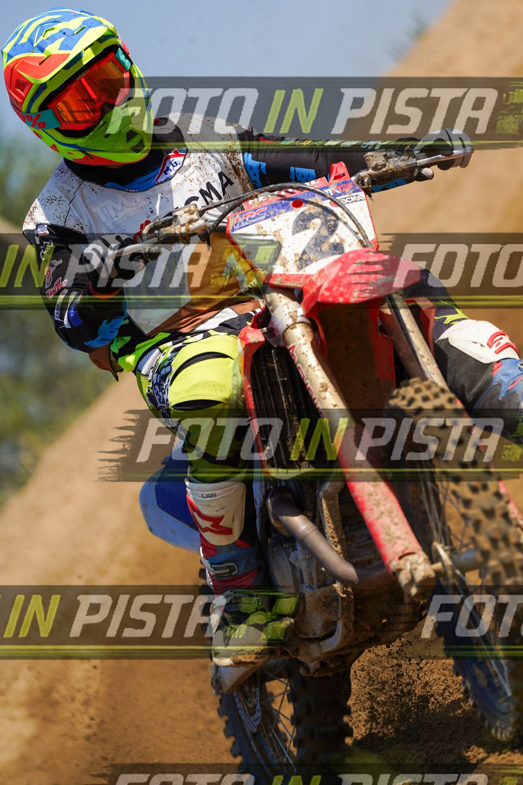 EICMA 20-09 12:00-13:00 · DOS03719