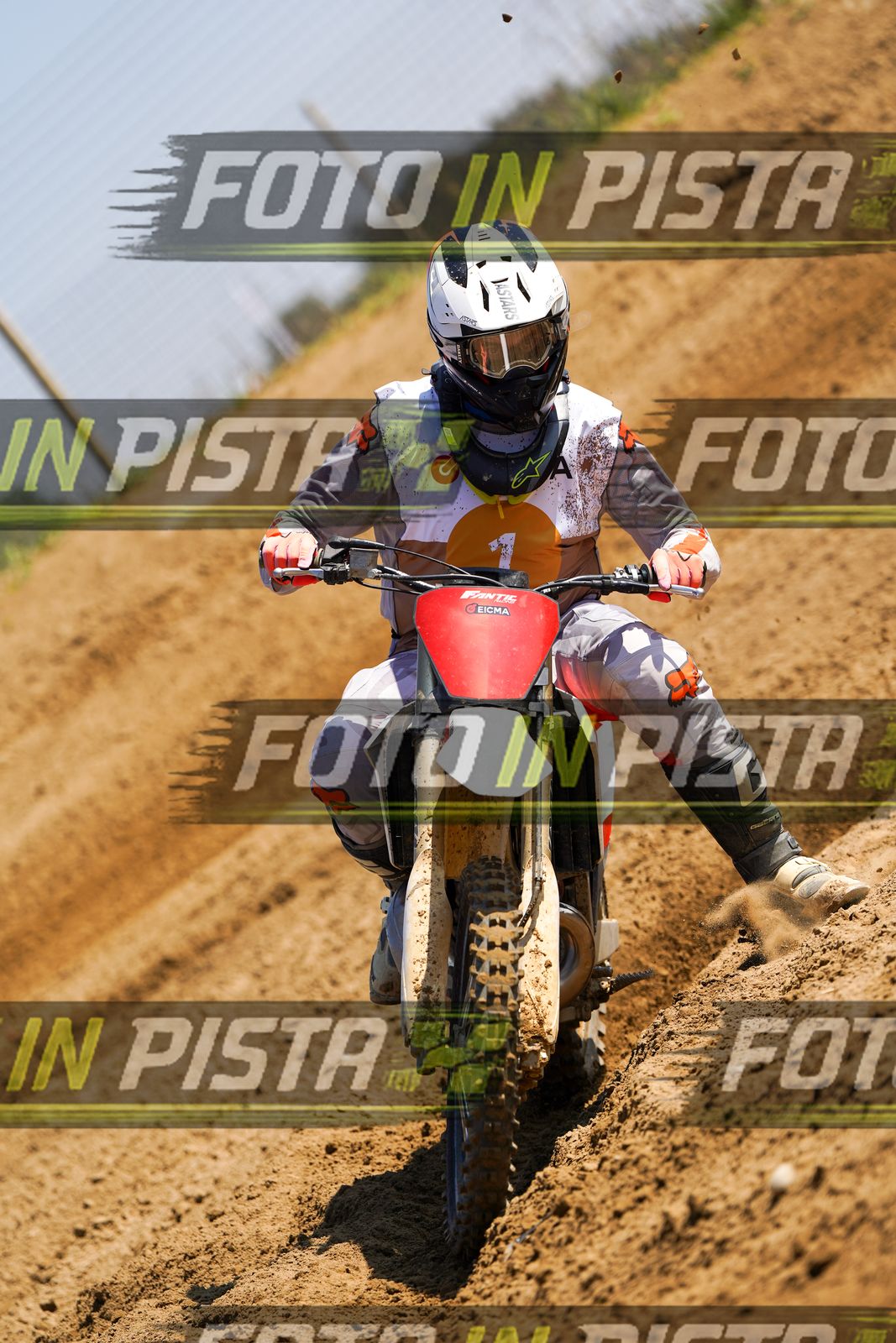 EICMA 20-09 12:00-13:00 · DOS03721