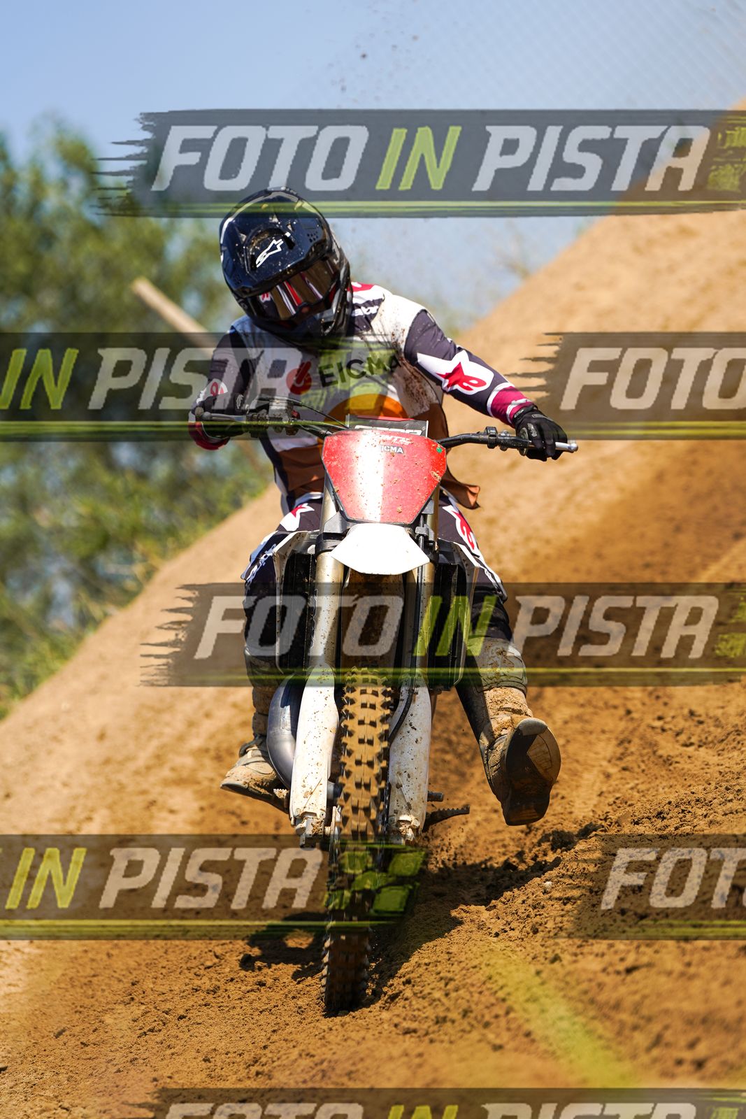 EICMA 20-09 12:00-13:00 · DOS03730