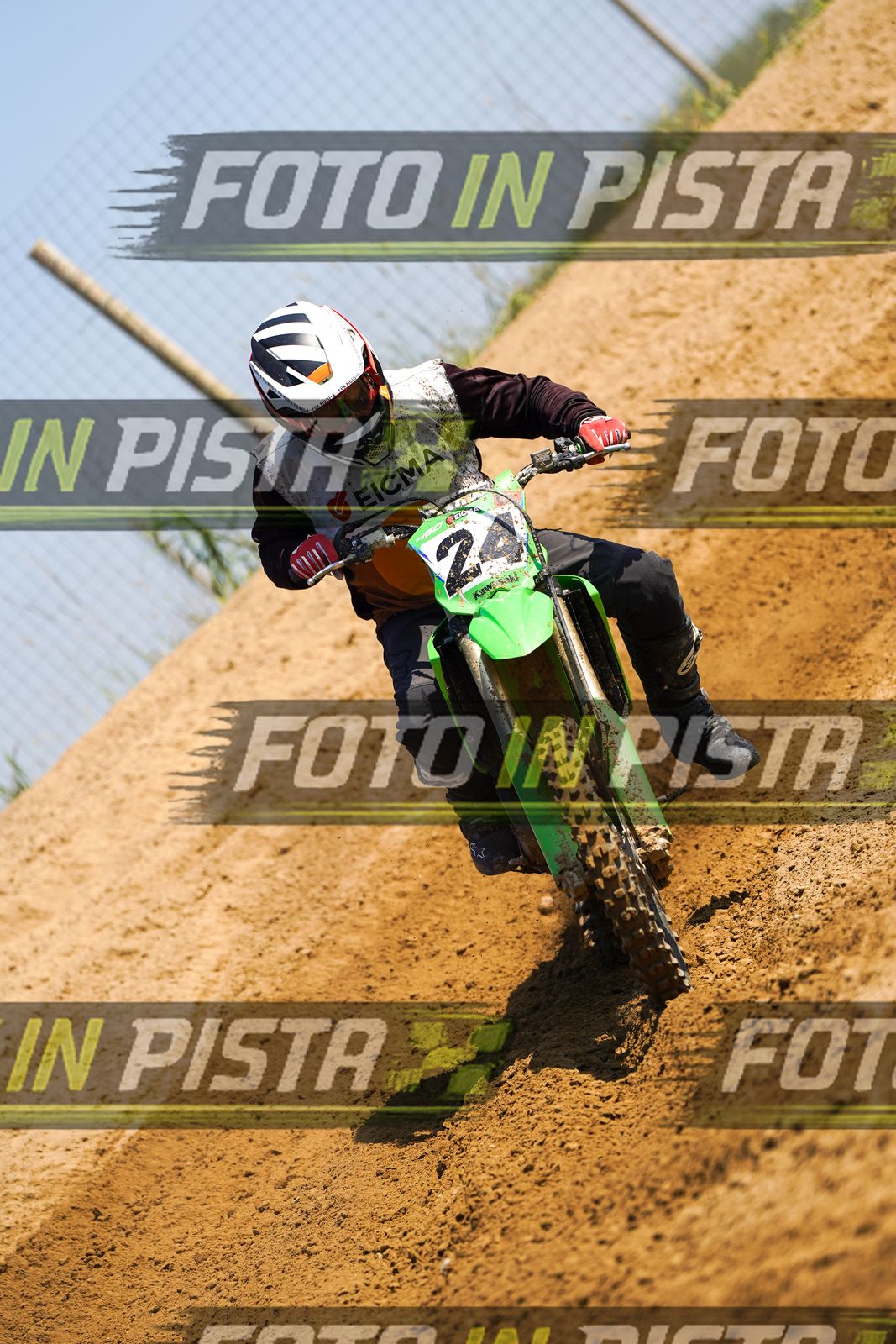 EICMA 20-09 12:00-13:00 · DOS03756