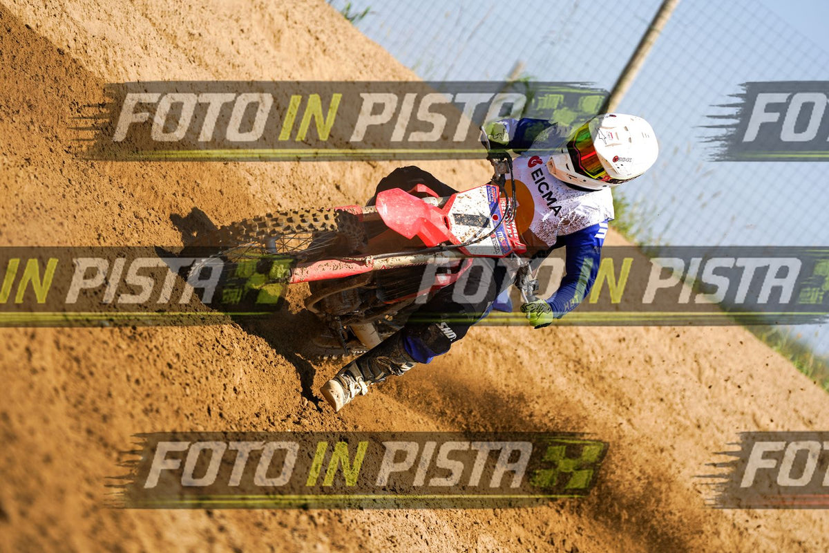 EICMA 20-09 12:00-13:00 · DOS03760