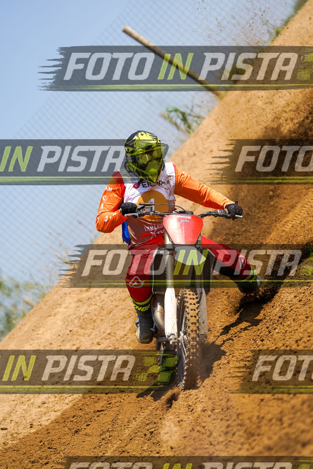 EICMA 20-09 12:00-13:00 · DOS03785