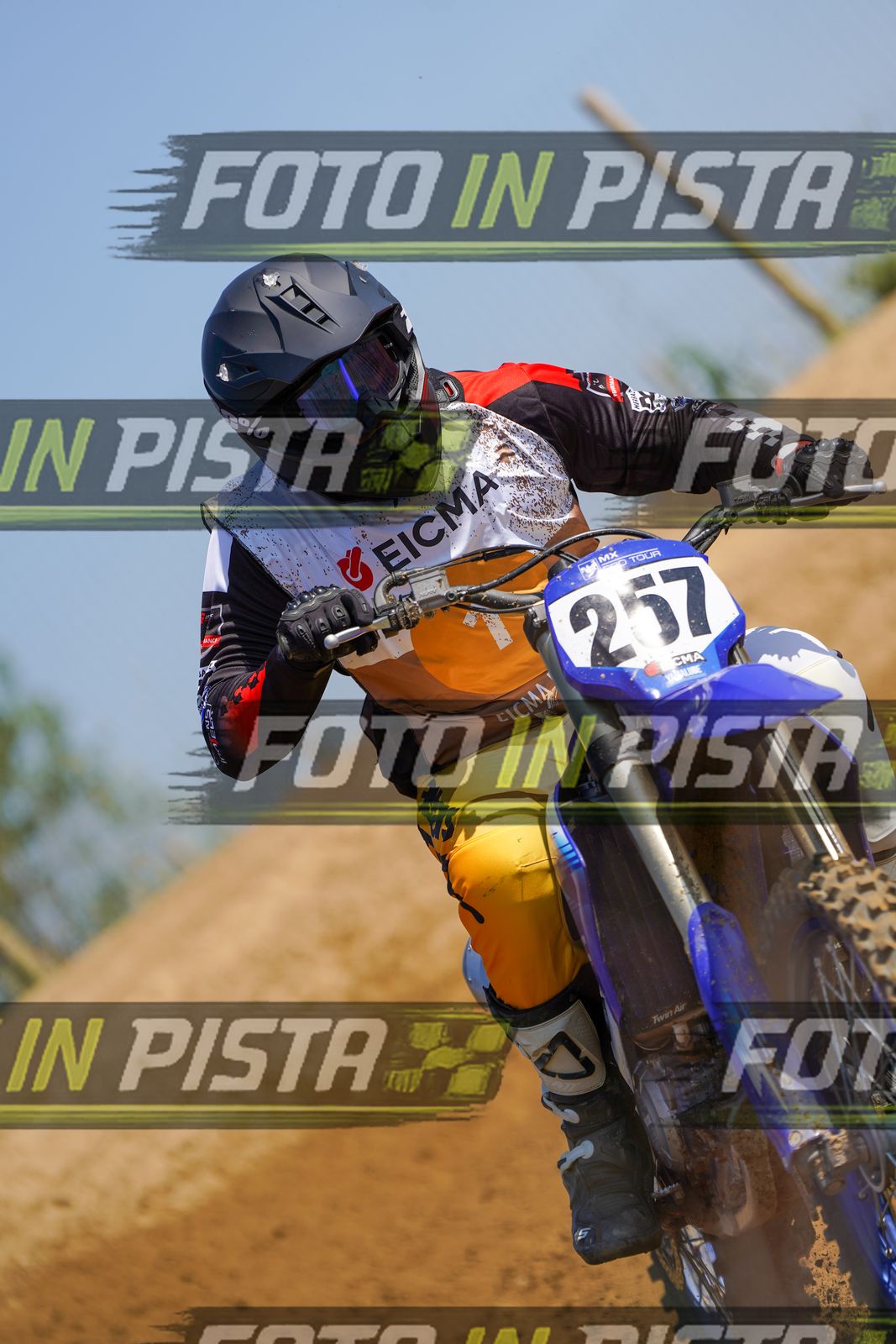 EICMA 20-09 12:00-13:00 · DOS03801