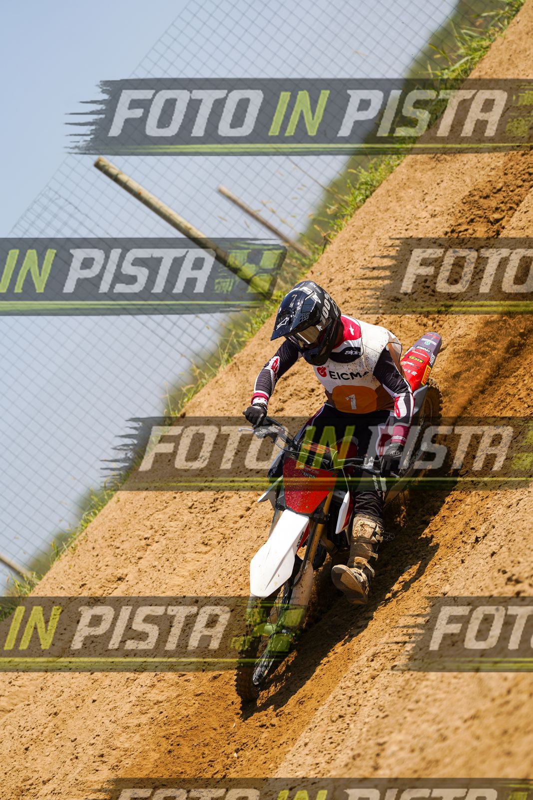 EICMA 20-09 12:00-13:00 · DOS03804