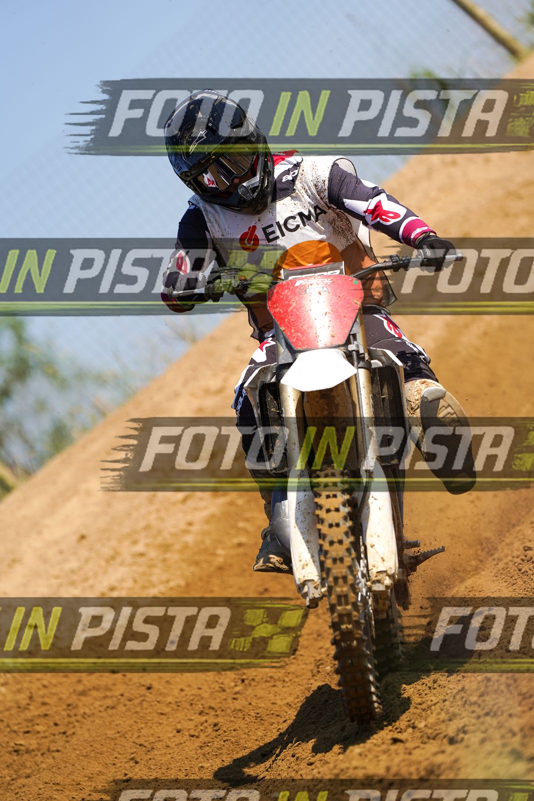EICMA 20-09 12:00-13:00 · DOS03809