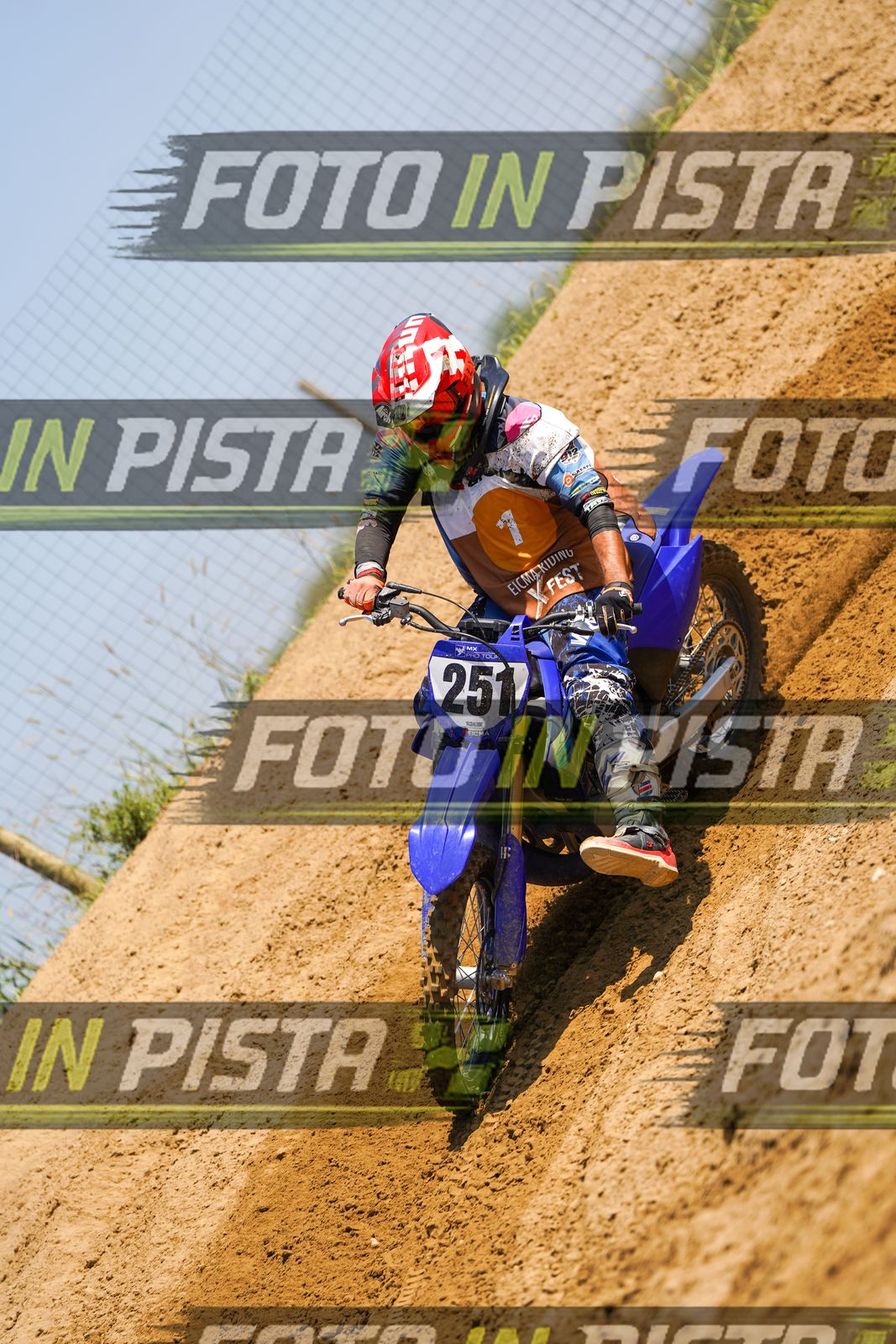 EICMA 20-09 12:00-13:00 · DOS03810