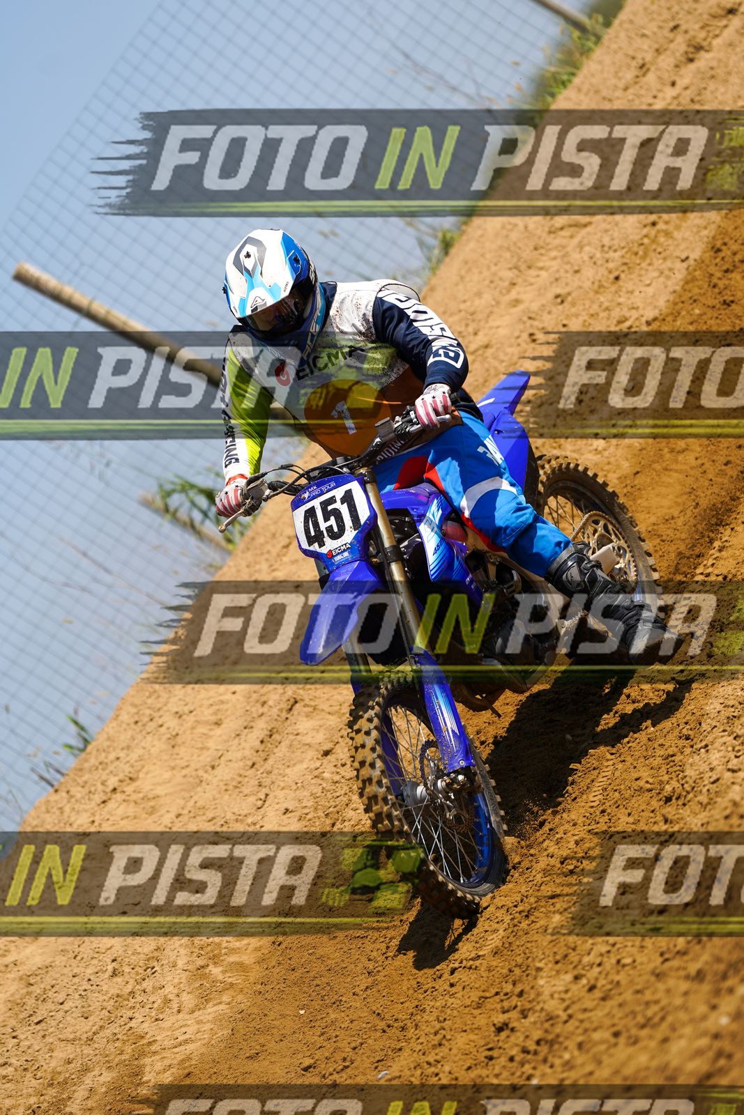 EICMA 20-09 12:00-13:00 · DOS03815