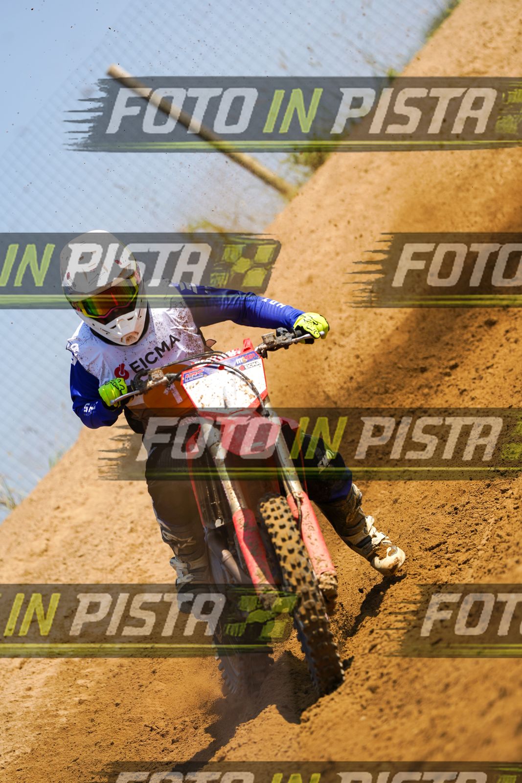 EICMA 20-09 12:00-13:00 · DOS03841