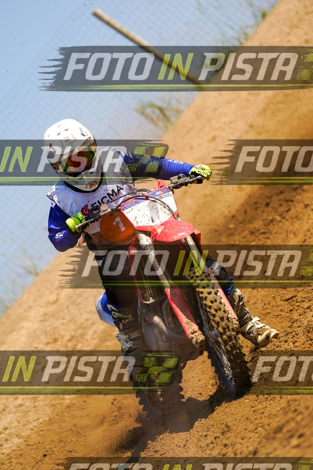 EICMA 20-09 12:00-13:00 · DOS03842
