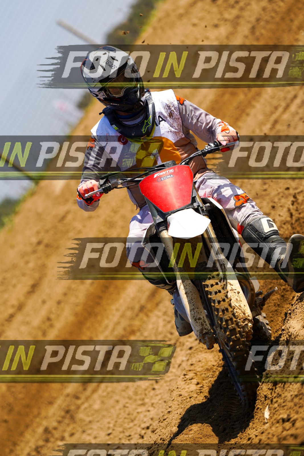 EICMA 20-09 12:00-13:00 · DOS03849