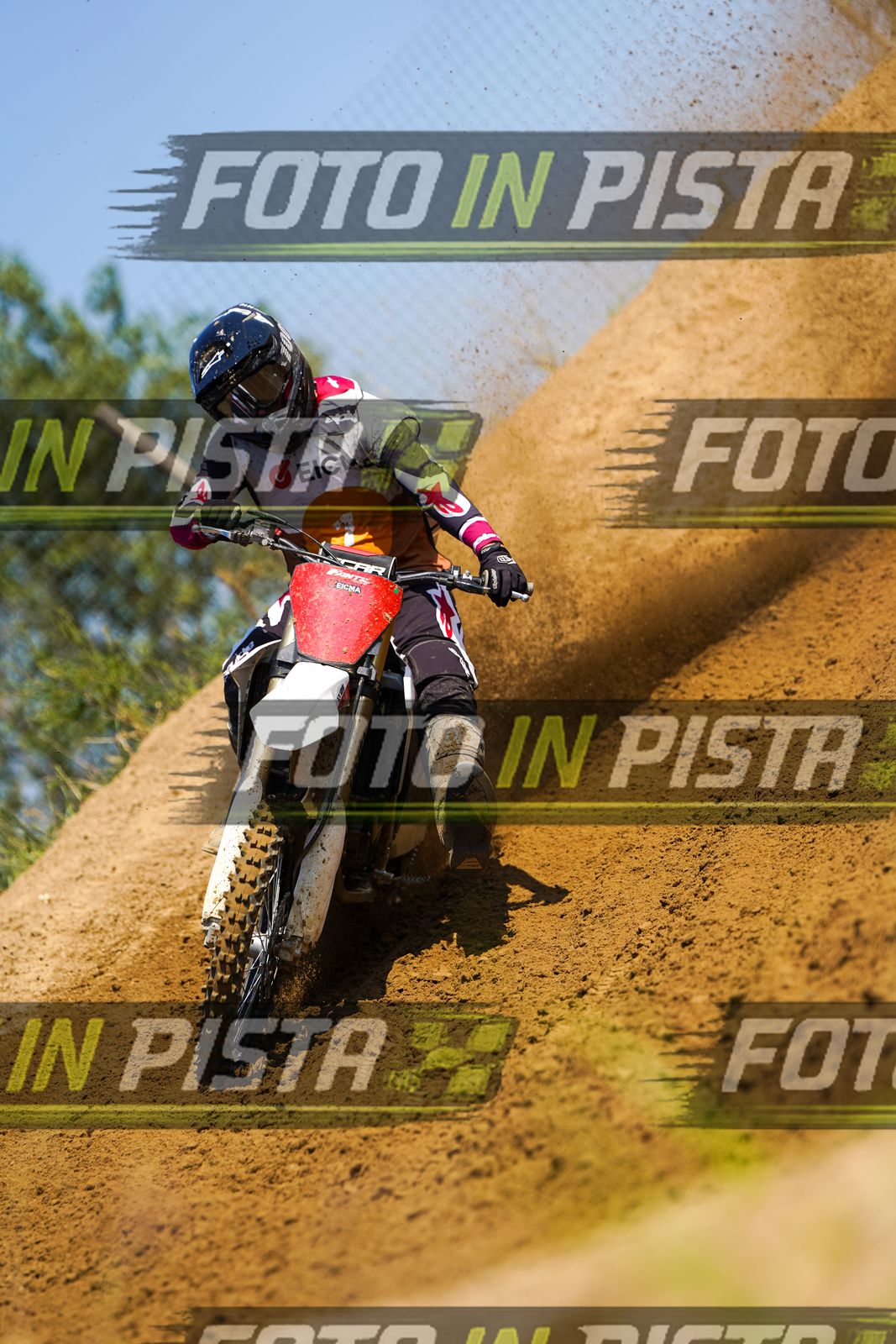 EICMA 20-09 12:00-13:00 · DOS03857
