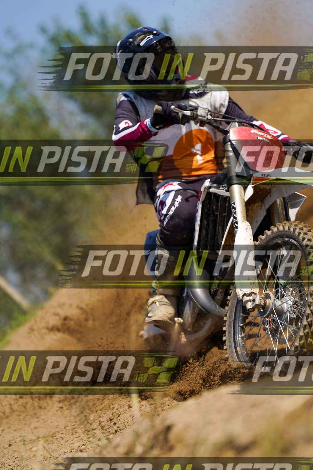 EICMA 20-09 12:00-13:00 · DOS03861