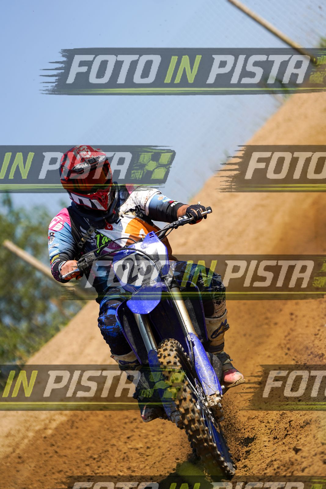 EICMA 20-09 12:00-13:00 · DOS03869