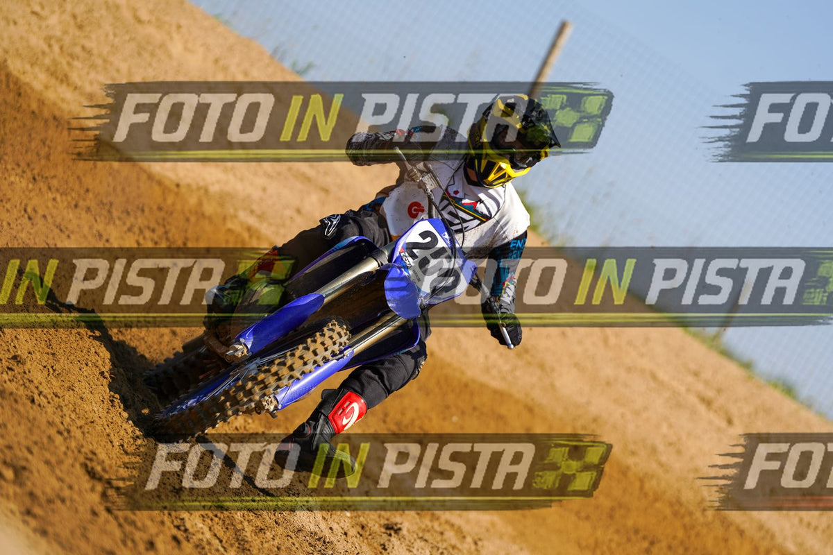 EICMA 20-09 12:00-13:00 · DOS03901