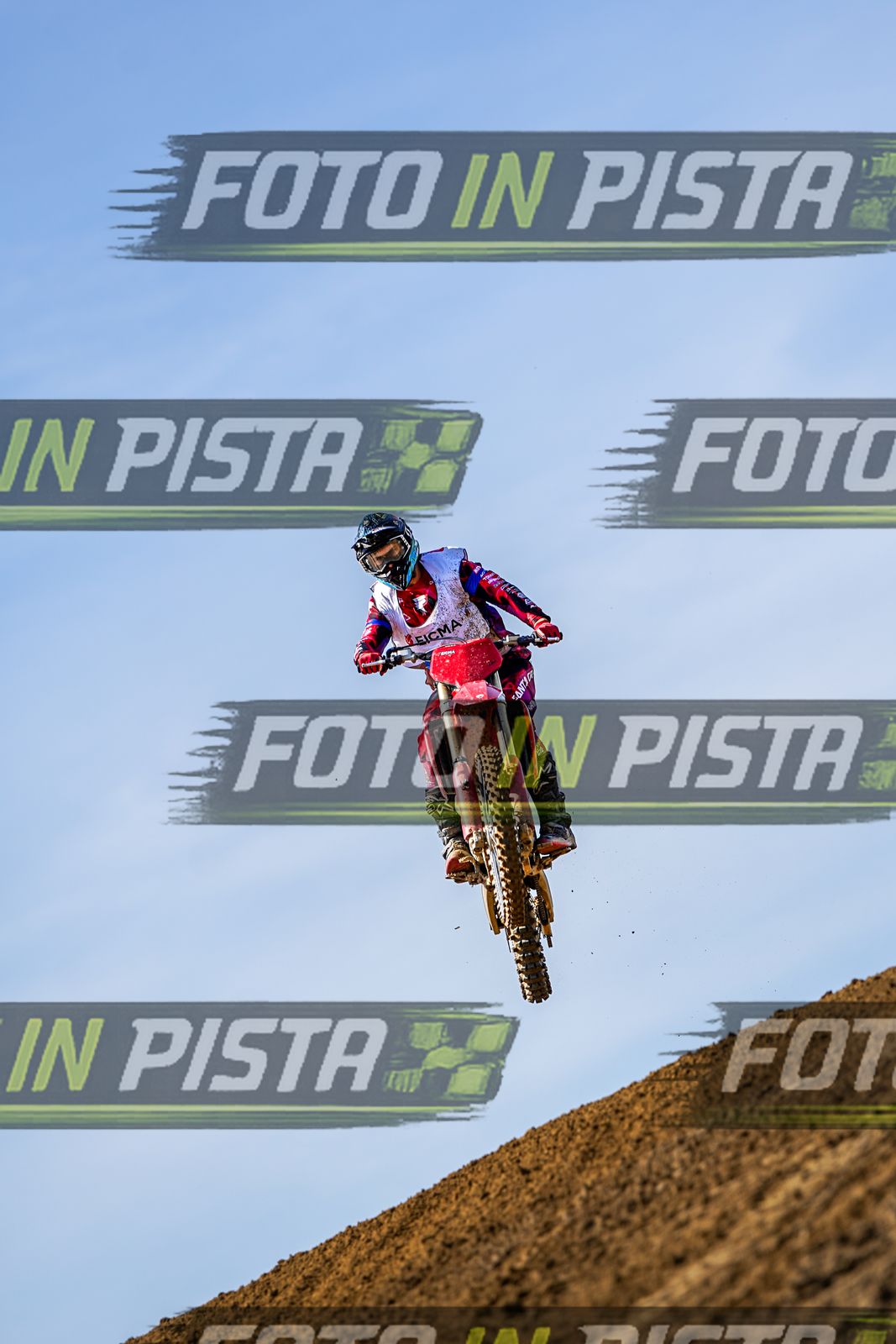 EICMA 20-09 14:00-15:00 · DOS03929