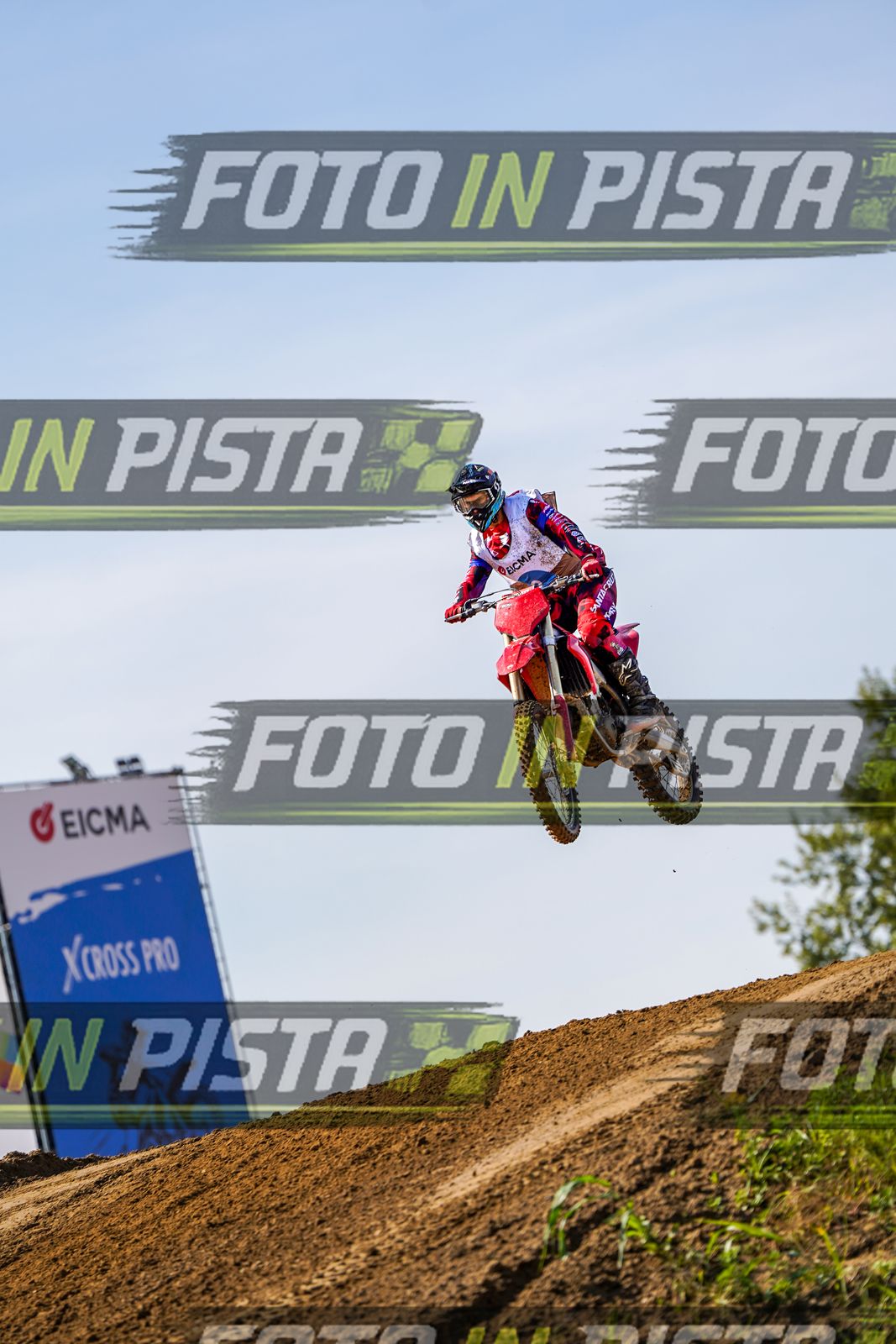 EICMA 20-09 14:00-15:00 · DOS03968