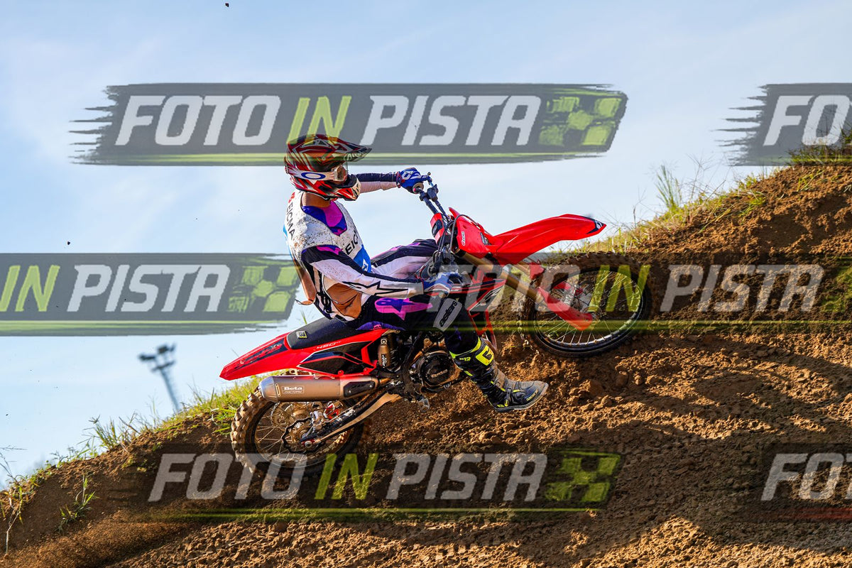 EICMA 20-09 14:00-15:00 · DOS04027