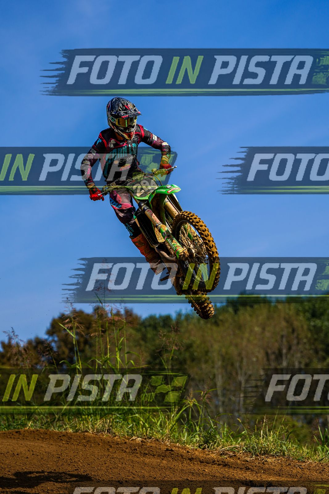 EICMA 20-09 14:00-15:00 · DOS04186