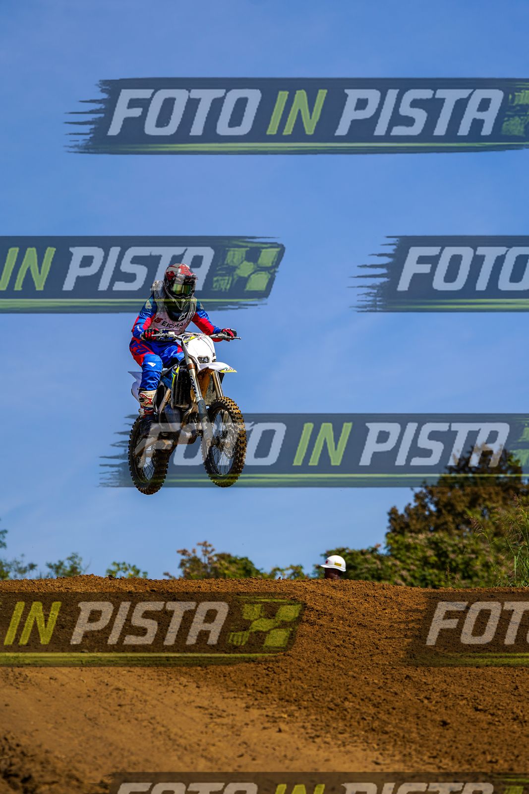 EICMA 20-09 14:00-15:00 · DOS04190