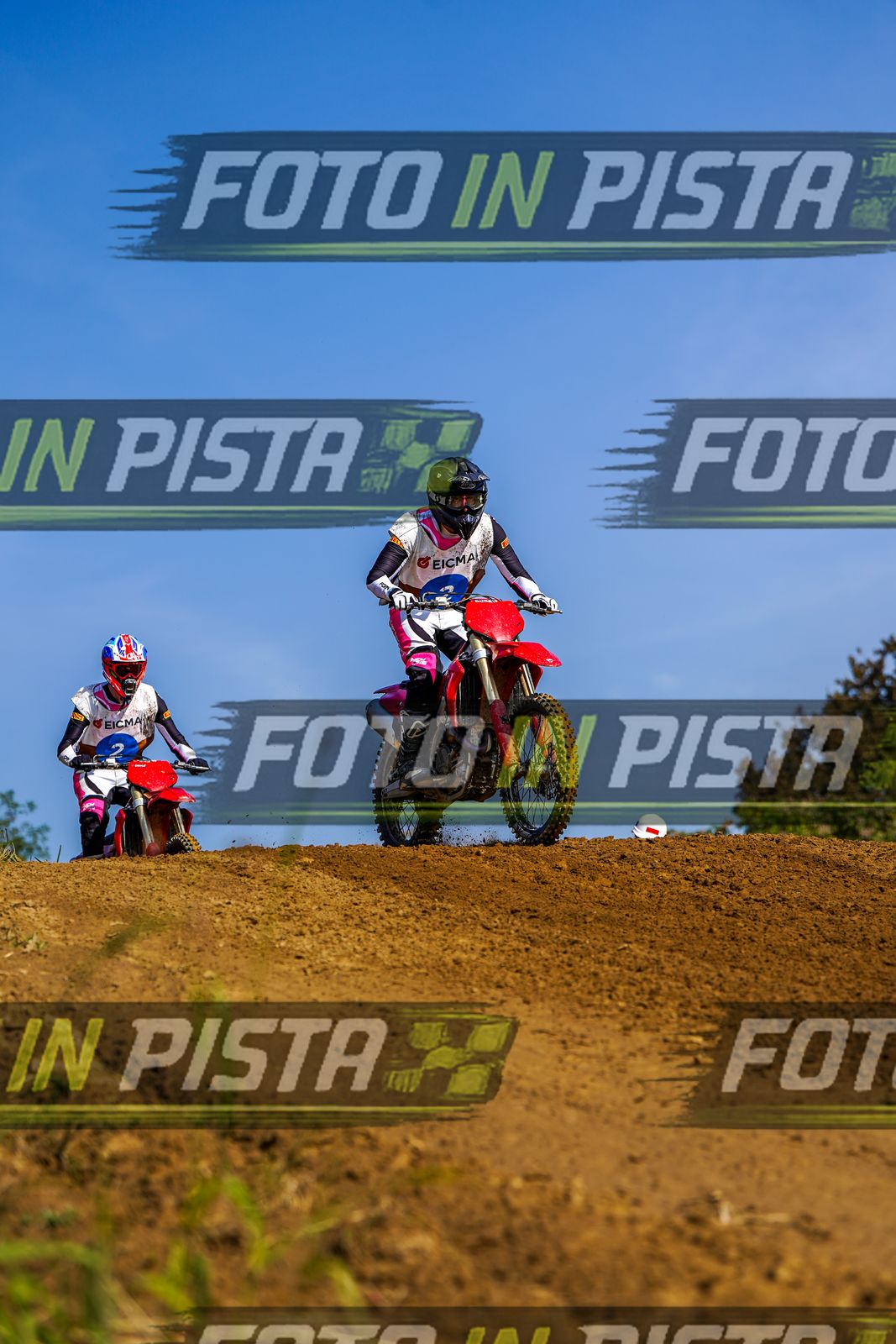 EICMA 20-09 14:00-15:00 · DOS04417