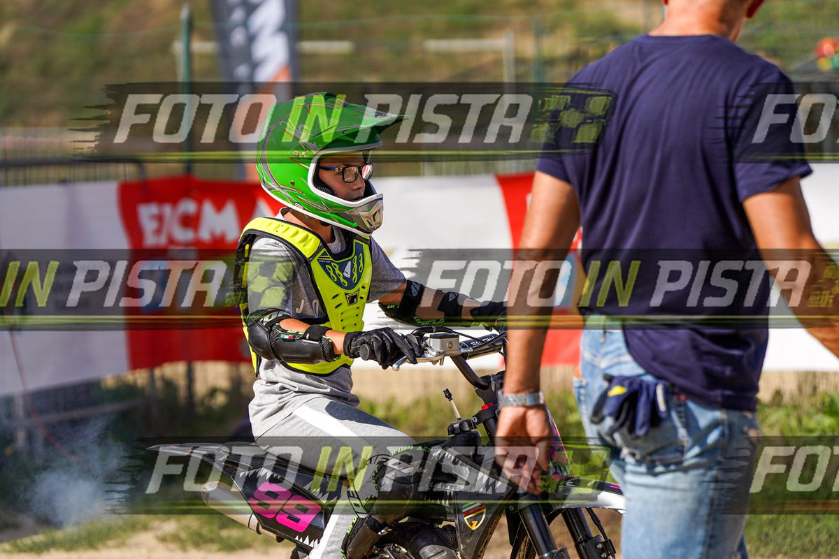 EICMA 20-09 15:00-16:00 · DOS04435