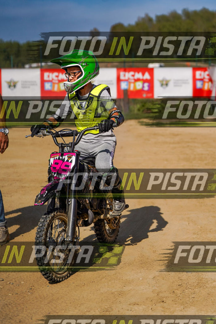 EICMA 20-09 15:00-16:00 · DOS04442
