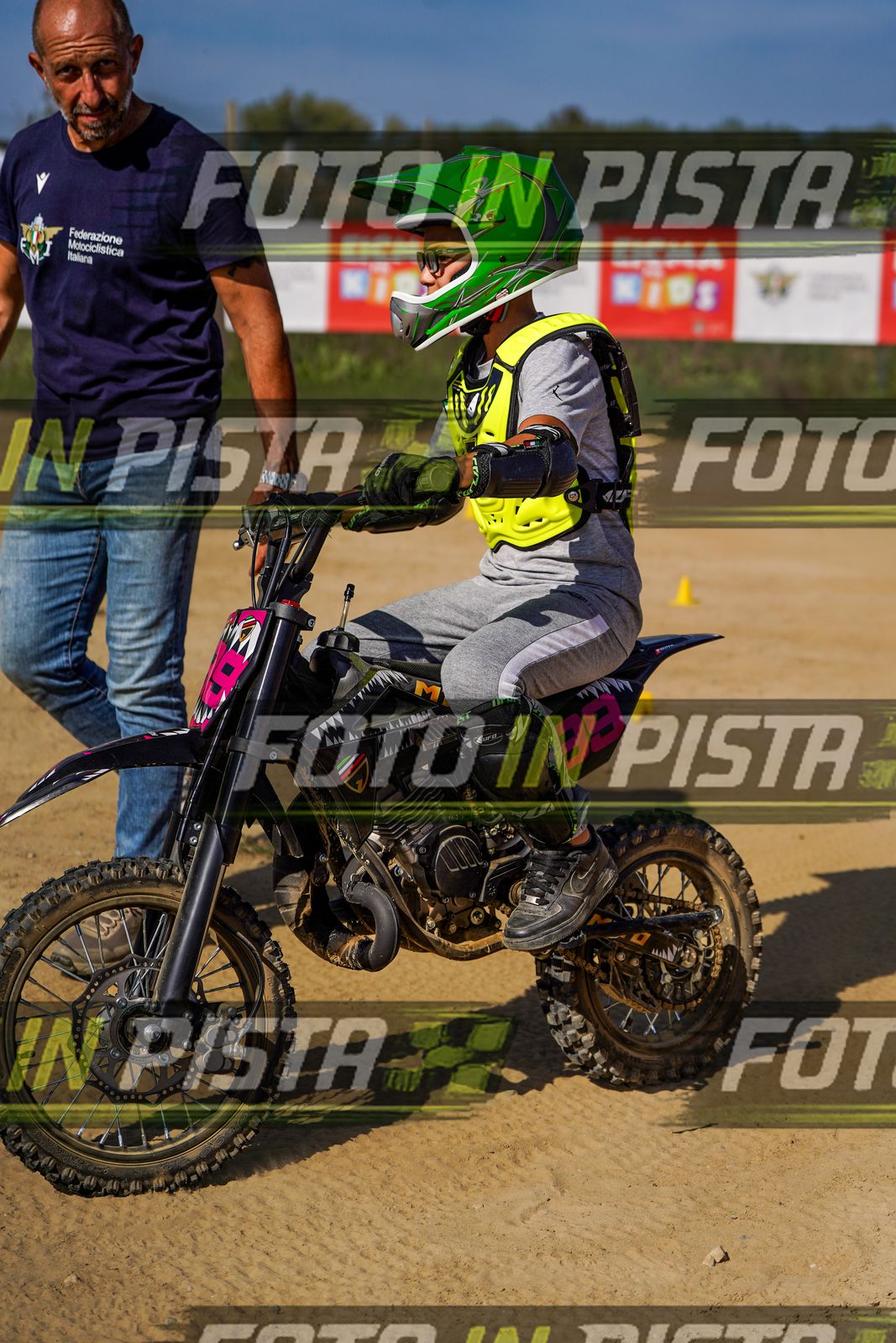EICMA 20-09 15:00-16:00 · DOS04445