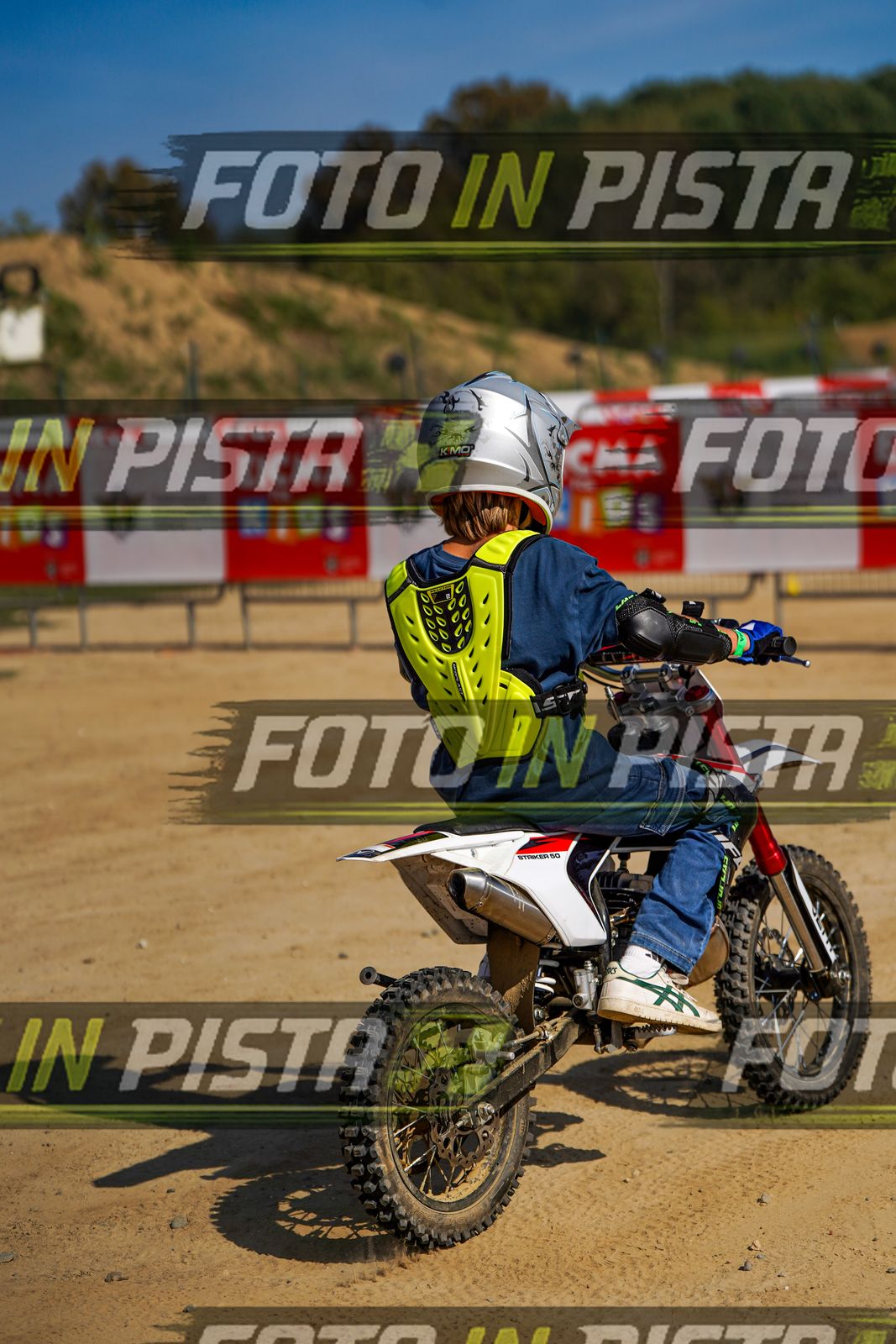 EICMA 20-09 15:00-16:00 · DOS04457