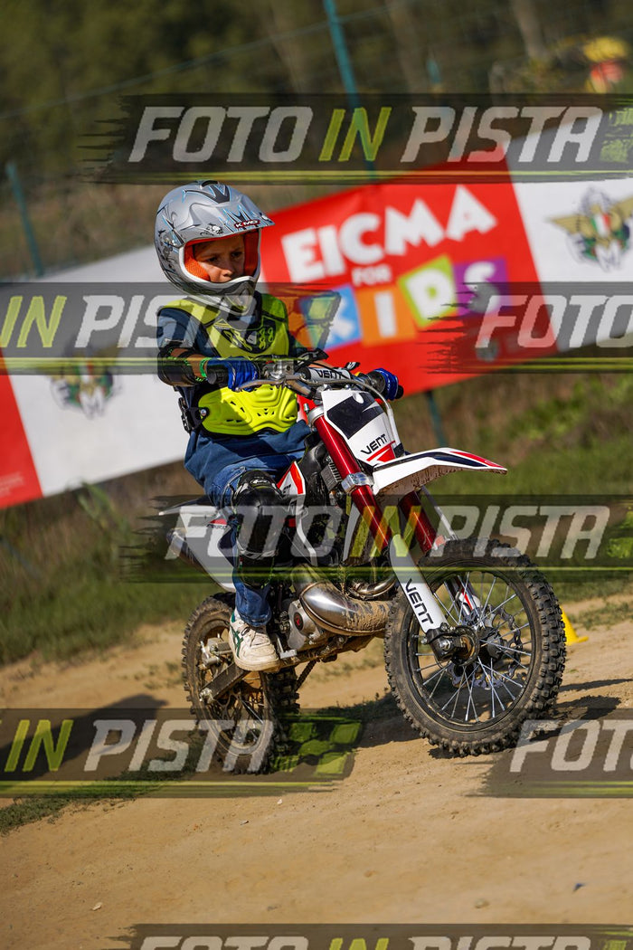 EICMA 20-09 15:00-16:00 · DOS04463