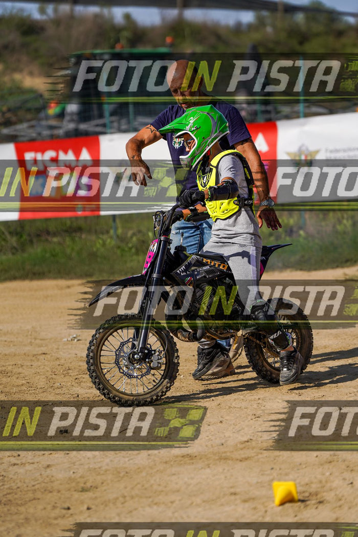EICMA 20-09 15:00-16:00 · DOS04470