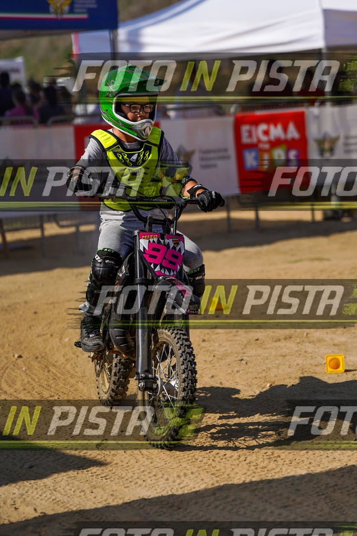 EICMA 20-09 15:00-16:00 · DOS04478