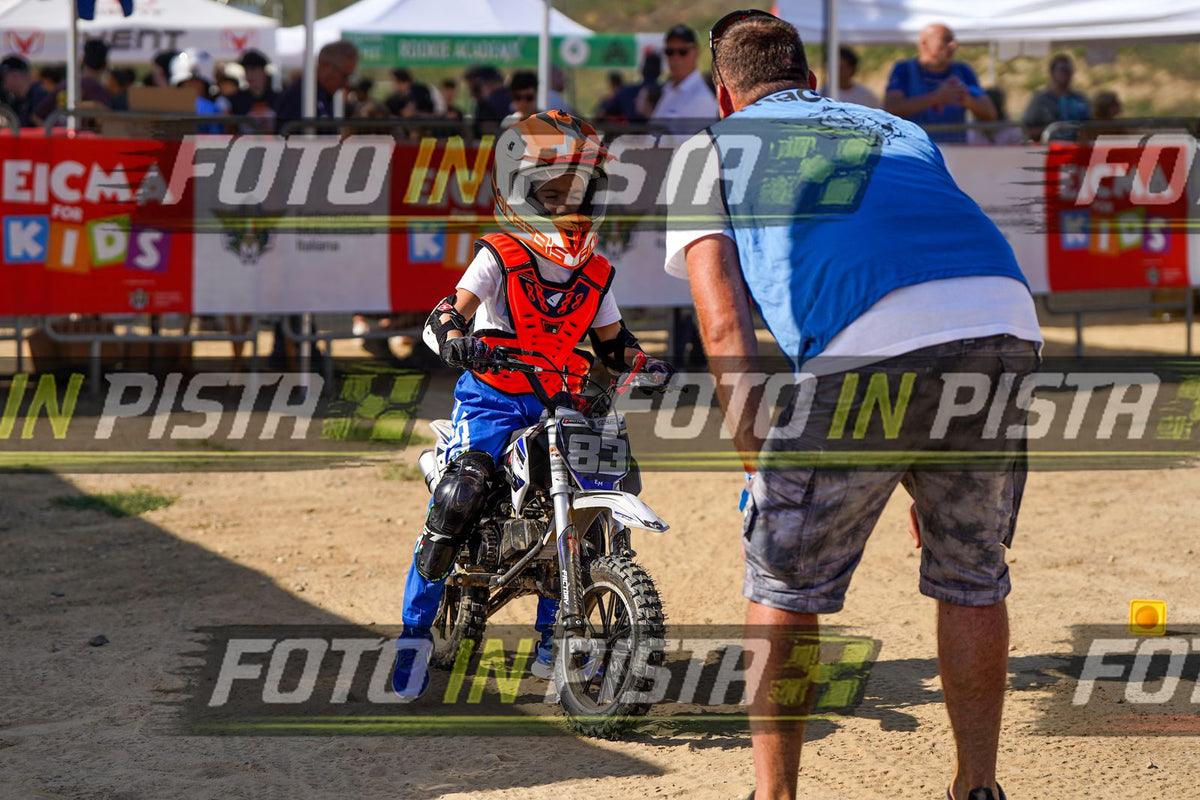 EICMA 20-09 15:00-16:00 · DOS04493