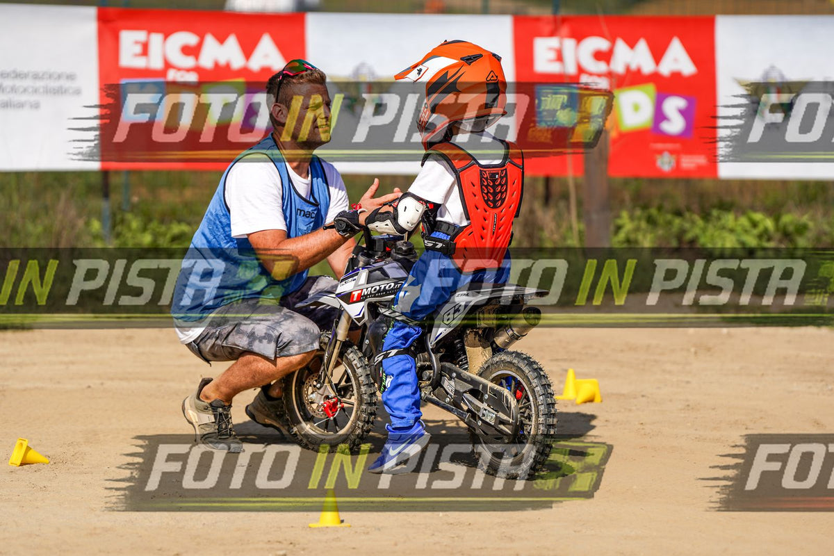EICMA 20-09 15:00-16:00 · DOS04503