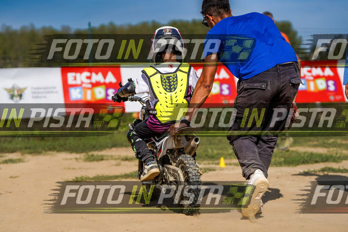 EICMA 20-09 15:00-16:00 · DOS04513