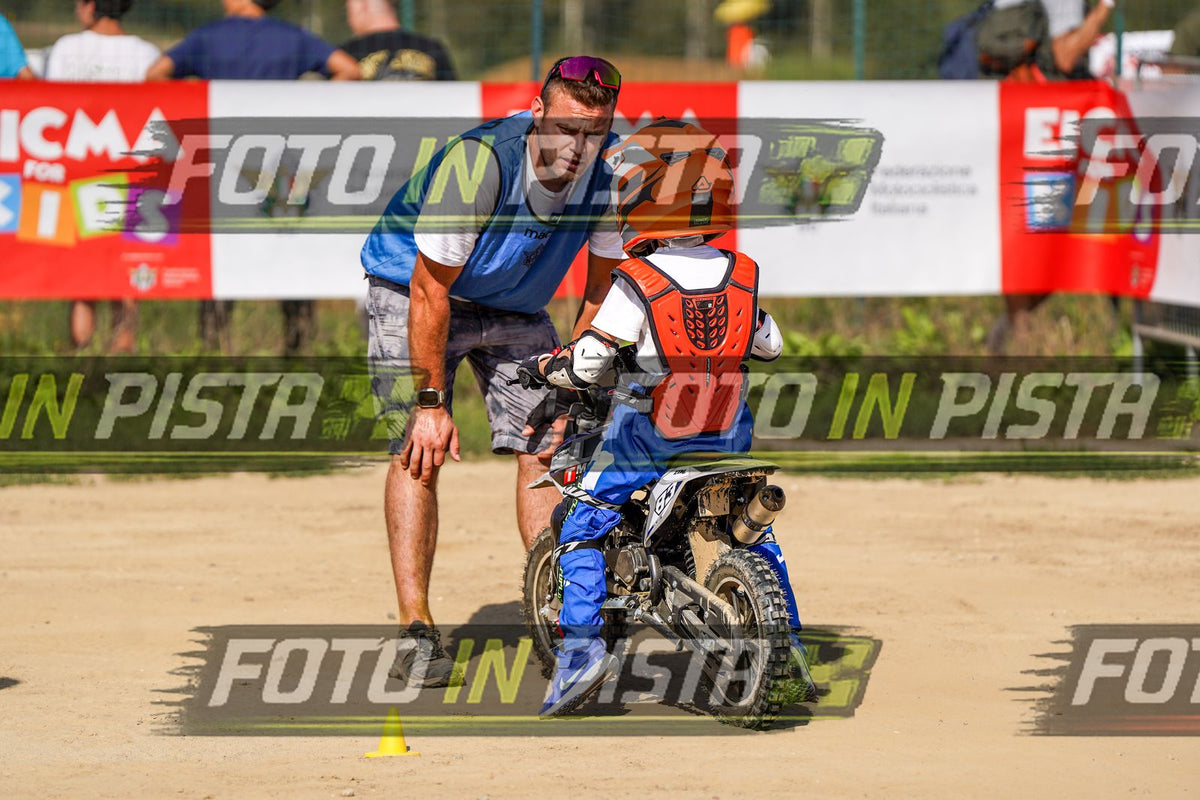 EICMA 20-09 15:00-16:00 · DOS04539
