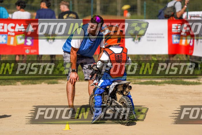 EICMA 20-09 15:00-16:00 · DOS04540