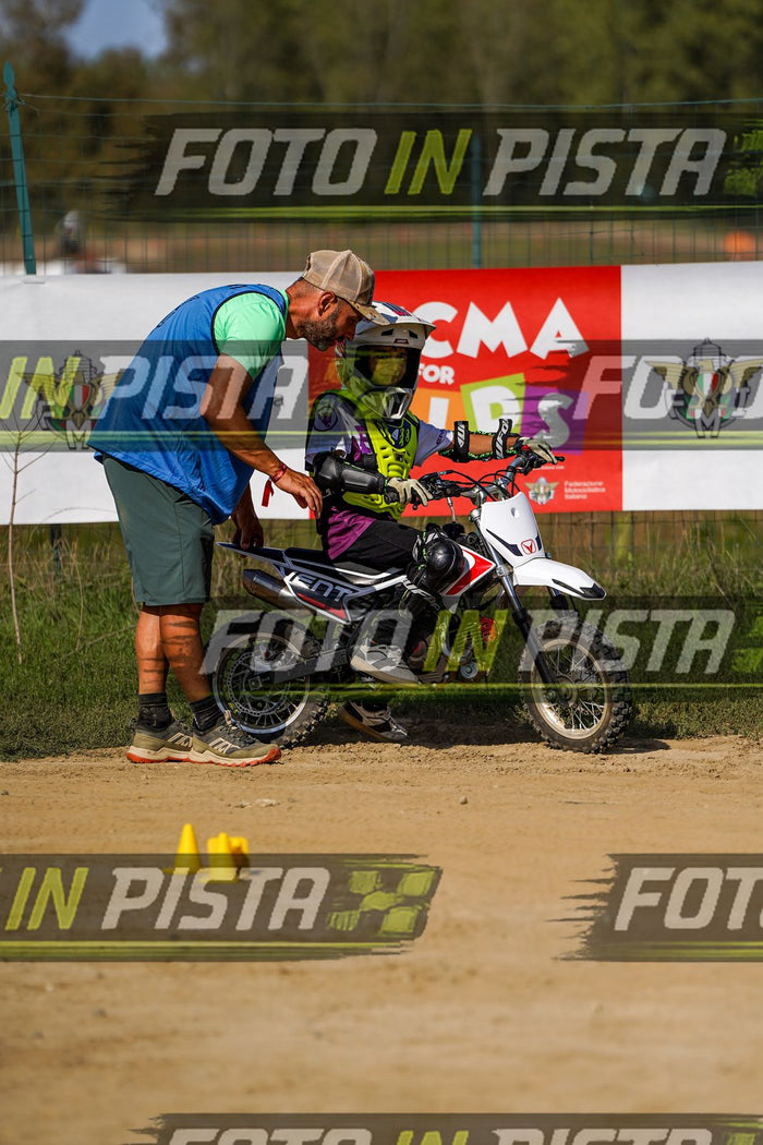 EICMA 20-09 15:00-16:00 · DOS04562