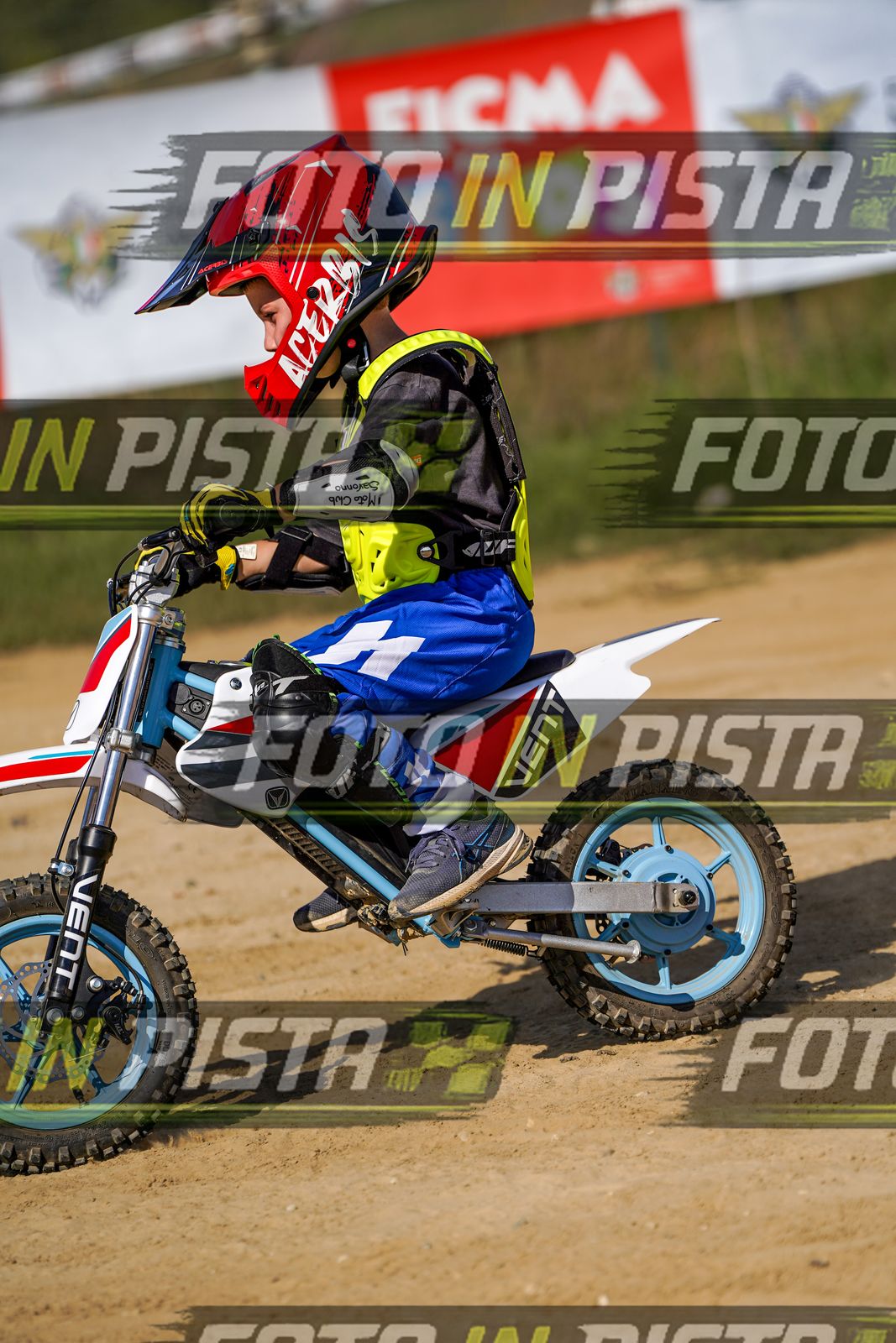 EICMA 20-09 15:00-16:00 · DOS04573