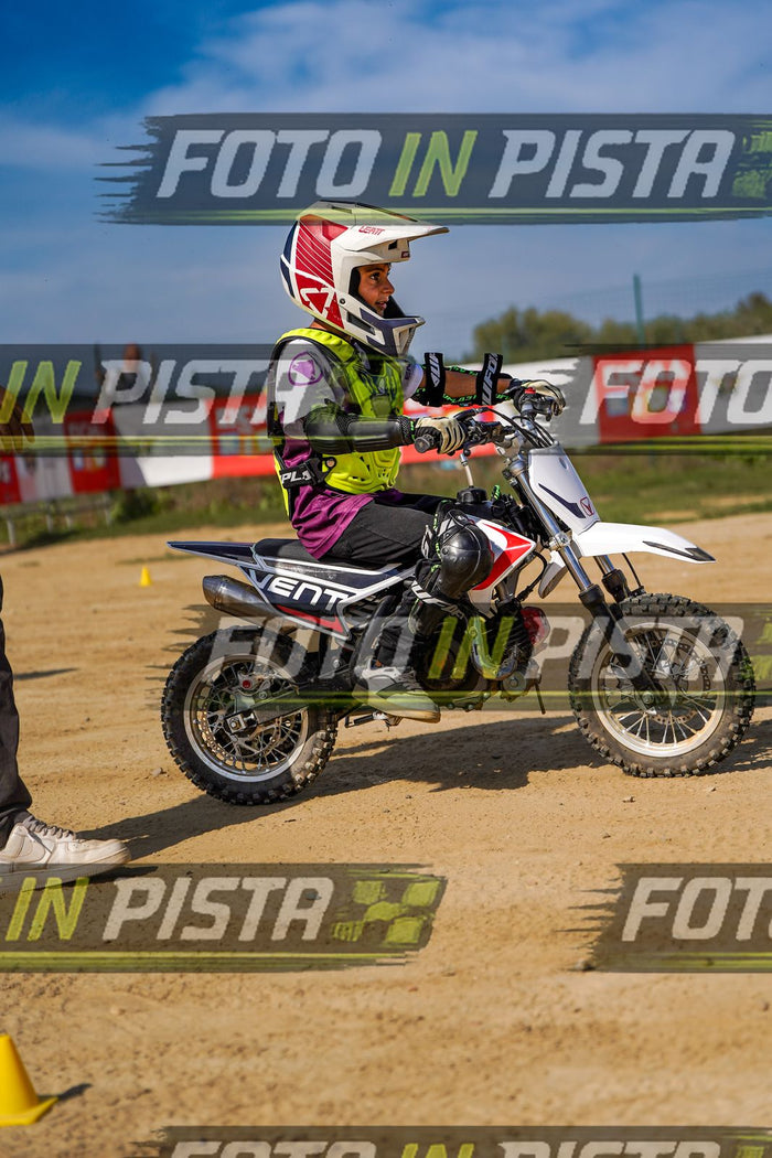 EICMA 20-09 15:00-16:00 · DOS04589