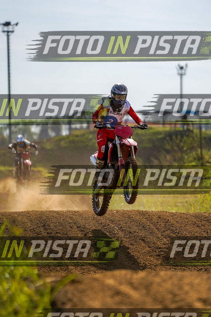 EICMA 20-09 15:00-16:00 · DOS04636