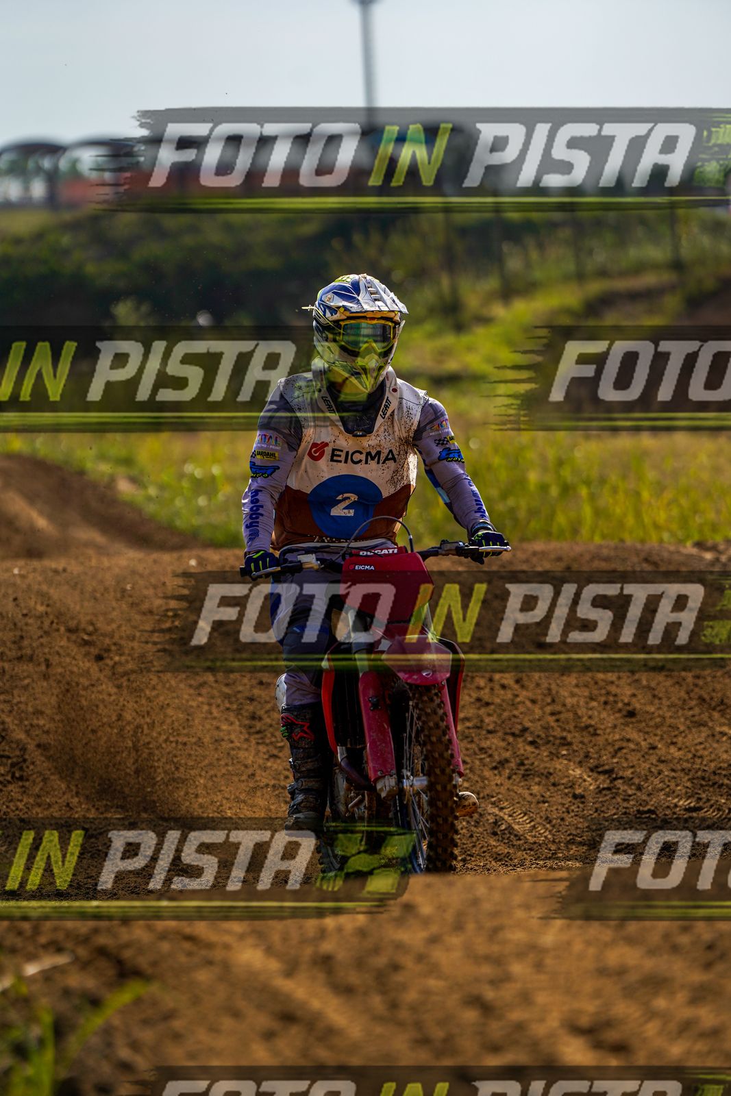 EICMA 20-09 15:00-16:00 · DOS04661